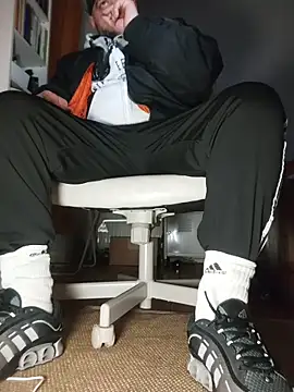 Snapshot of SmokedAlloy2 chatting on March 24, 1:43 am SmokedAlloy2 online show from March 24, 1:43 am