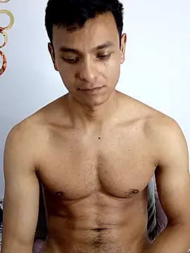 Valois2025 online show from November 11, 5:51 am