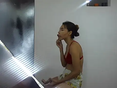 MeganAndMaxxh online show from September 14, 1:05 am