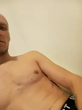 nowamoc34 online show from December 1, 3:55 am