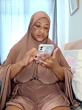 Snapshot of Sweetbxxx24 chatting on March 11, 12:22 pm Sweetbxxx24 online show from March 11, 12:22 pm