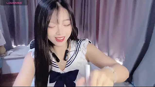 Snapshot of Cicicici-cc chatting on October 27, 2:37 am Cicicici-cc online show from October 27, 2:37 am