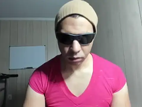 Snapshot of NaturalBeautyQueen chatting on October 26, 9:15 am NaturalBeautyQueen online show from October 26, 9:15 am