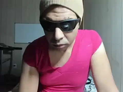 Snapshot of NaturalBeautyQueen chatting on November 18, 10:31 am NaturalBeautyQueen online show from November 18, 10:31 am