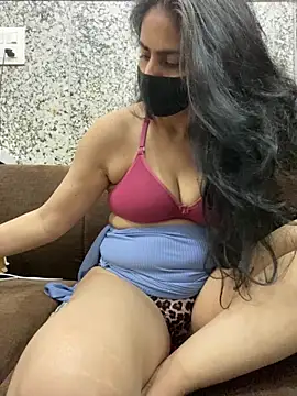 SashaPatel online show from June 15, 2:36 am