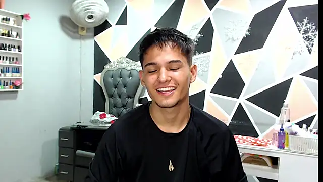 Alex mojica online show from January 6, 6:17 am