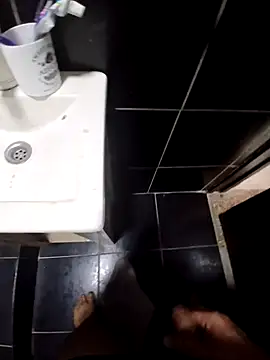 Snapshot of Recien666 chatting on February 8, 11:46 am Recien666 online show from February 8, 11:46 am