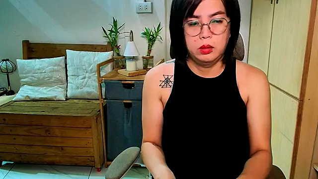 moriliciousxxx online show from May 25, 10:49 pm