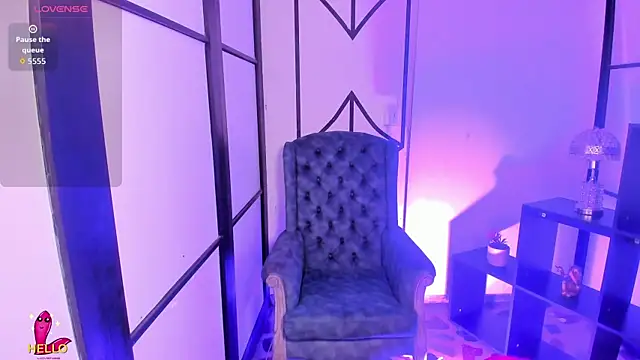 NahomiRichards  online show from January 11, 4:50 am