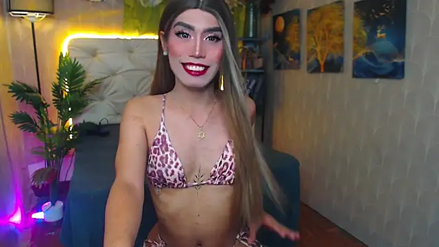 kimsaucycum online show from September 12, 5:35 pm