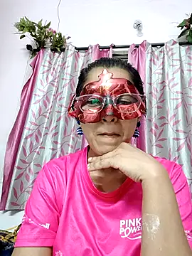 Snapshot of thanusi_2 chatting on April 8, 5:13 pm thanusi 2 online show from April 8, 5:13 pm