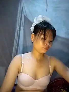 LinhNa999 online show from October 3, 12:02 pm