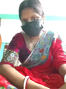 Snapshot of Indian__coupel999 chatting on May 29, 5:44 pm Indian coupel999 online show from May 29, 5:44 pm