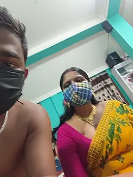 Snapshot of Indian__coupel999 chatting on June 9, 6:19 pm Indian coupel999 online show from June 9, 6:19 pm