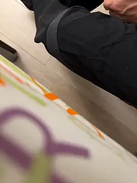 Manu97k online show from October 30, 11:05 pm