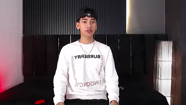 Dominic ghost online show from March 27, 3:23 am