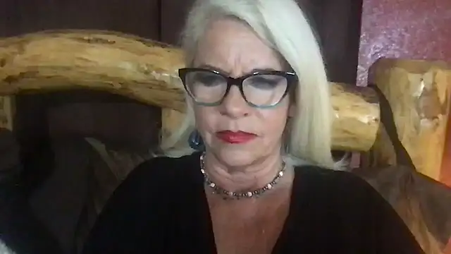 SubMissOlivia online show from November 8, 2:12 am