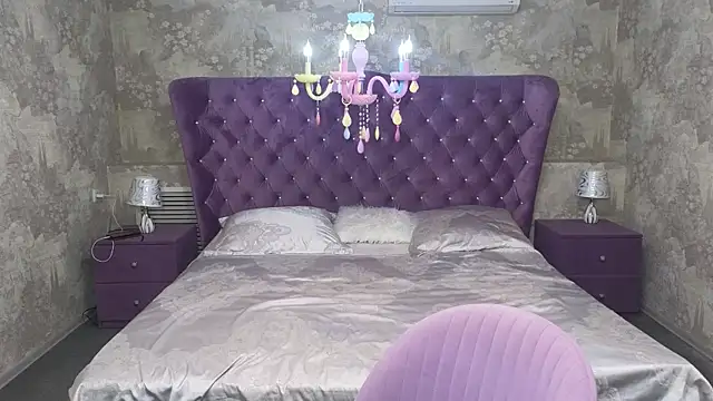 Eloisa Eliot online show from November 11, 3:23 pm