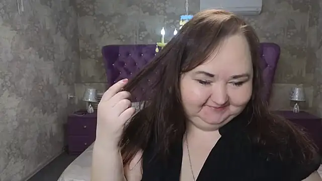 Eloisa Eliot online show from November 13, 3:55 pm