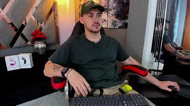 BrunoWalkerr online show from October 18, 1:01 pm