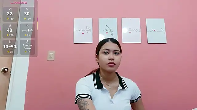 little beillis online show from October 15, 1:33 pm