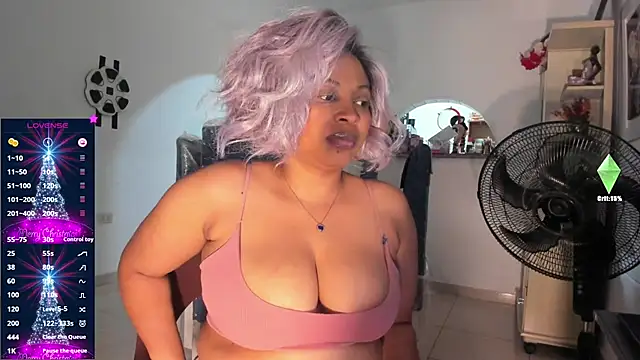 LiloTorontoo online show from December 19, 6:48 pm