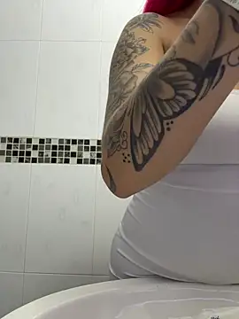 Scarlett fiire online show from November 2, 3:03 pm