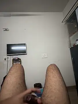 Snapshot of Hotguyforfun chatting on October 18, 12:39 pm Hotguyforfun online show from October 18, 12:39 pm