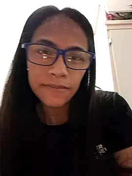 sarah garcia  online show from May 24, 5:18 pm