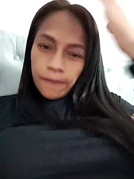 sarah garcia  online show from June 12, 2:54 am