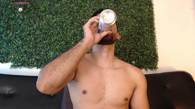 Snapshot of sam_ford_2 chatting on February 14, 1:13 am sam ford 2 online show from February 14, 1:13 am