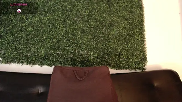 Snapshot of sam_ford_2 chatting on March 11, 12:49 am sam ford 2 online show from March 11, 12:49 am