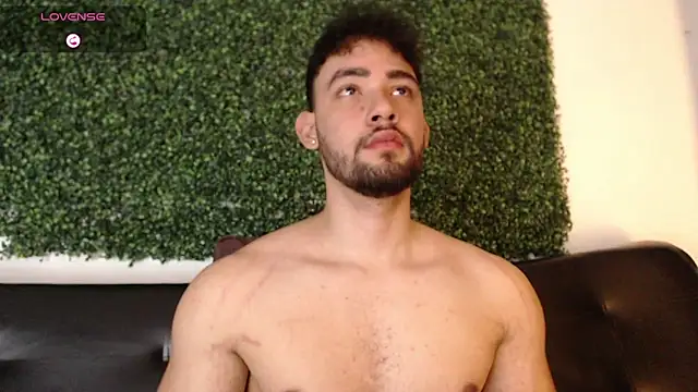 Snapshot of sam_ford_2 chatting on March 14, 1:01 am sam ford 2 online show from March 14, 1:01 am