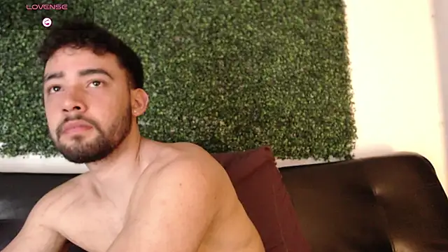 Snapshot of sam_ford_2 chatting on March 23, 1:09 am sam ford 2 online show from March 23, 1:09 am