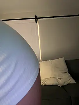 lilbbyily online show from June 23, 2:31 am