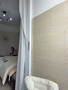 Snapshot of shishi0688 chatting on May 24, 2:16 am shishi0688 online show from May 24, 2:16 am