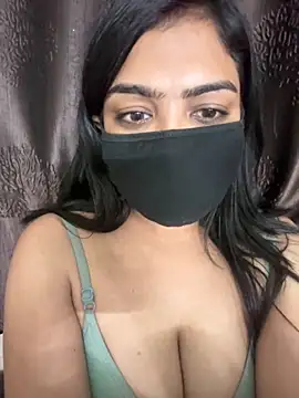 Snapshot of Theindian_Barbie chatting on October 25, 3:51 pm Theindian Barbie online show from October 25, 3:51 pm