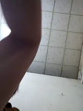 Snapshot of Samia_102 chatting on February 11, 4:34 pm Samia 102 online show from February 11, 4:34 pm