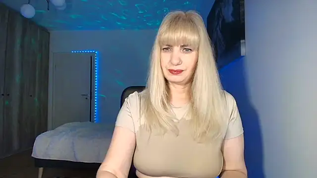 Maria Anna mm online show from May 15, 7:10 pm