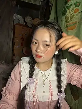 Julia-Elsa online show from October 1, 3:23 am