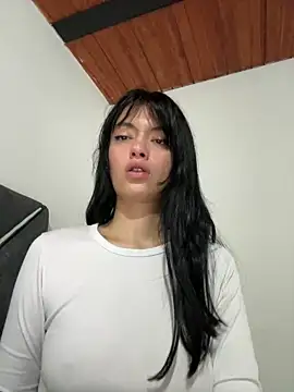 LiaCollings online show from May 24, 12:21 pm