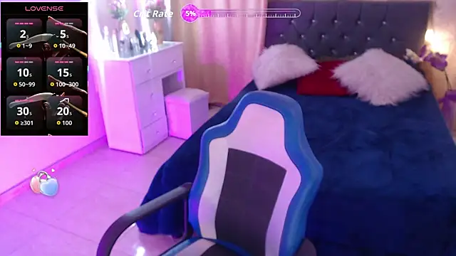 Snapshot of irinarusso__ chatting on December 15, 1:48 pm irinarusso online show from December 15, 1:48 pm