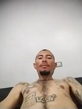 Danielcora online show from July 13, 4:43 pm
