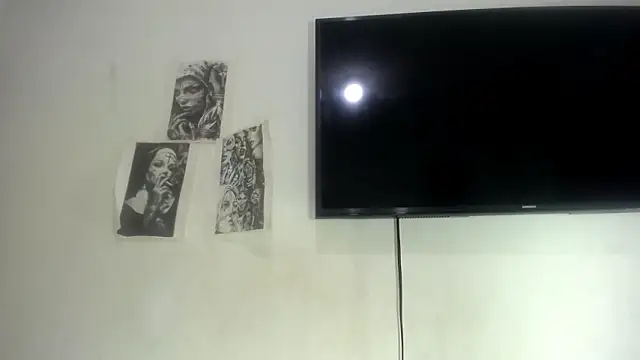 Foxy Lovex online show from March 6, 11:01 pm