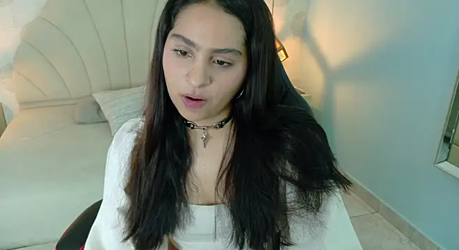 AIXATRISTA1 online show from February 23, 7:33 pm