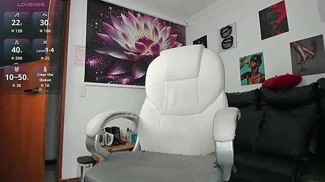 Snapshot of lycoris_19 chatting on September 25, 8:45 pm lycoris 19 online show from September 25, 8:45 pm