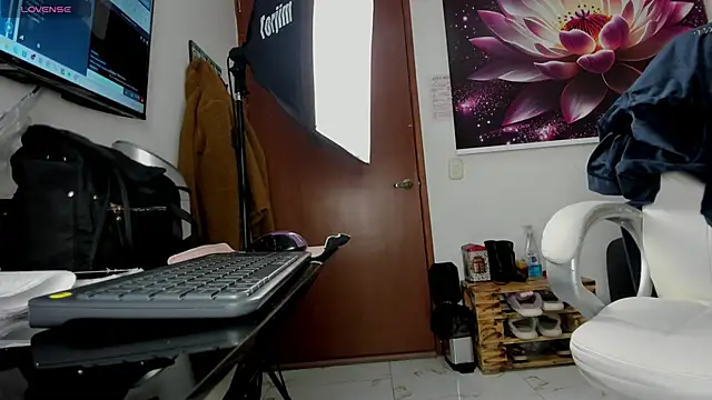 Snapshot of lycoris_19 chatting on October 23, 8:40 pm lycoris 19 online show from October 23, 8:40 pm