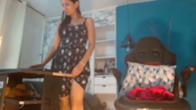 hanna mooreee online show from March 26, 6:57 pm