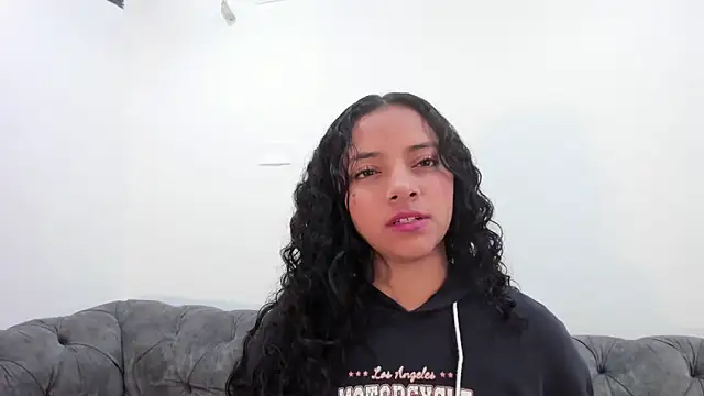 Angellit Afrodita  online show from November 21, 10:25 am