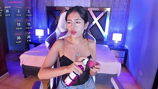 sweet-muse online show from October 24, 11:50 am